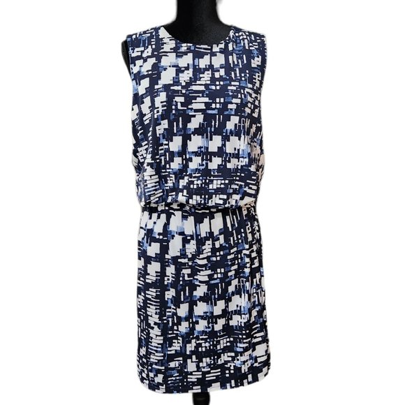 Ellen Tracy Dresses & Skirts - Ellen Tracy Blue Printed Midi Length Dress Size L